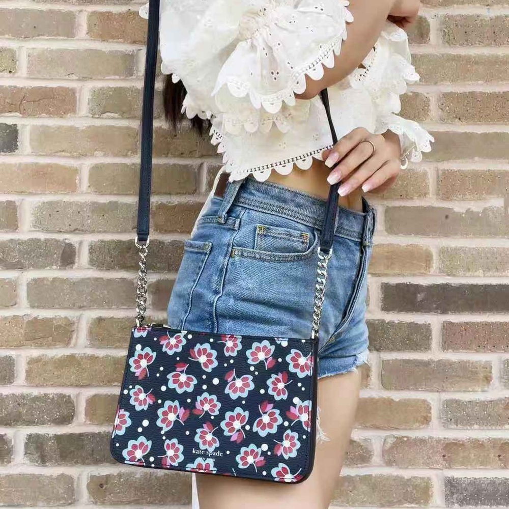 NWT Kate Spade Seaside Blooms Chain Crossbody - Picture 1 of 4
